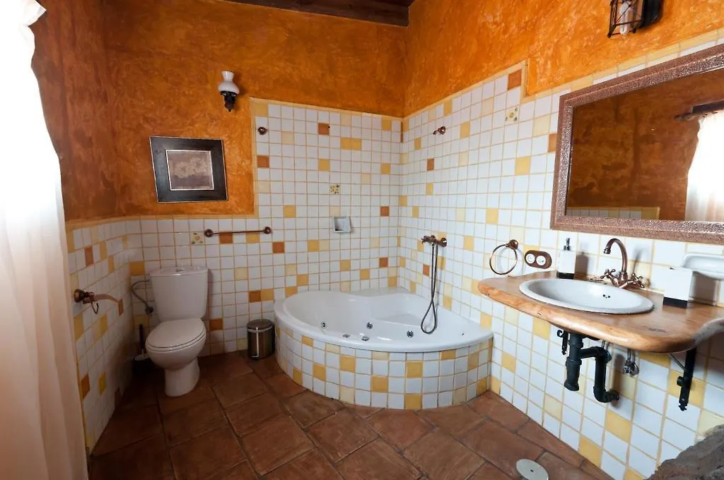 Poblado Jirdana I Guest House La Torre  Country house